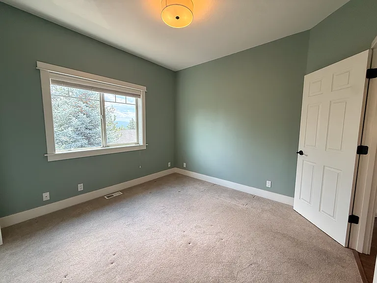 2545 NW Awbrey Rd — Photo 18