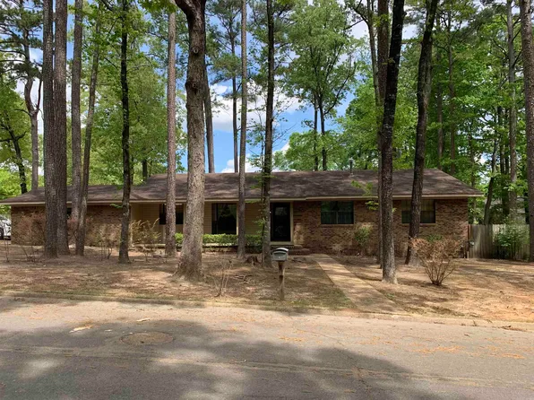 990 Quapaw St, Camden, AR 71701