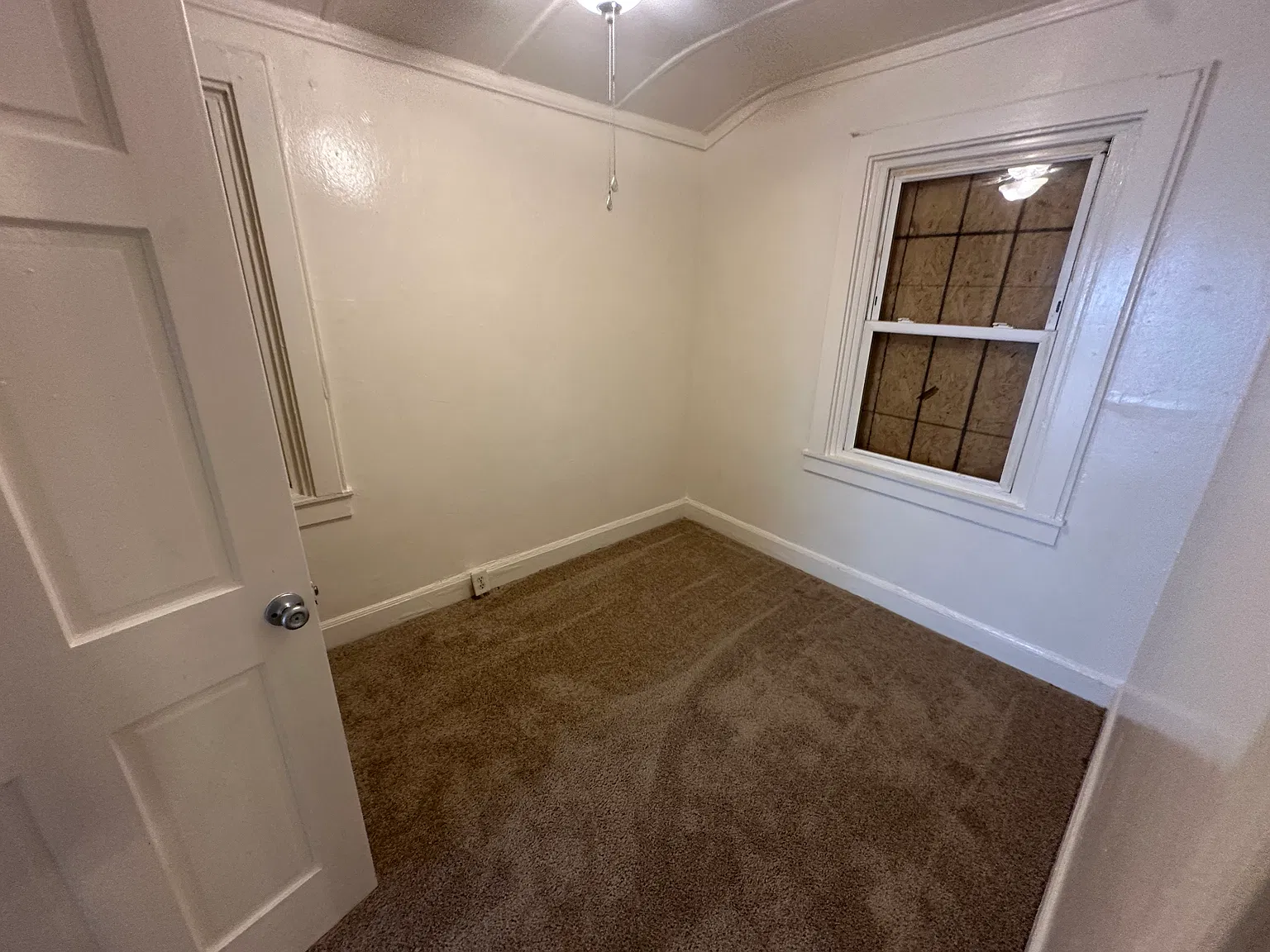 2 bed, 1250 sqft, $1,435 — Photo 4