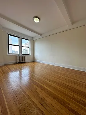 Rented by Bond New York | media 4