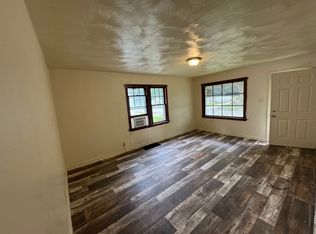 1230 E Olive St, Decatur, IL 62526