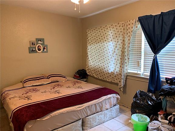 3rd image of 3137 Clydedale Dr