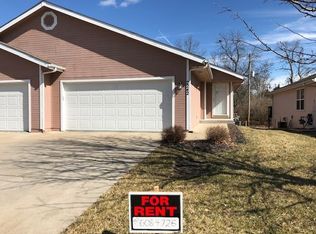 2242 SW Ancaster Rd, Topeka, KS 66614