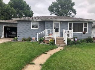 915 3rd St, Beemer, NE 68716