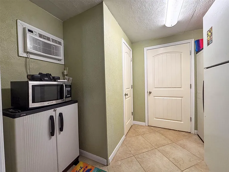 1031 Redfish St — Photo 22