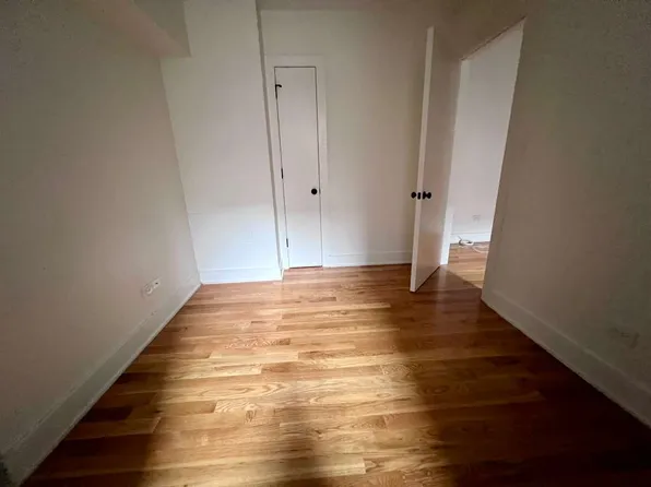 750 Riverside Drive image 3 of 5