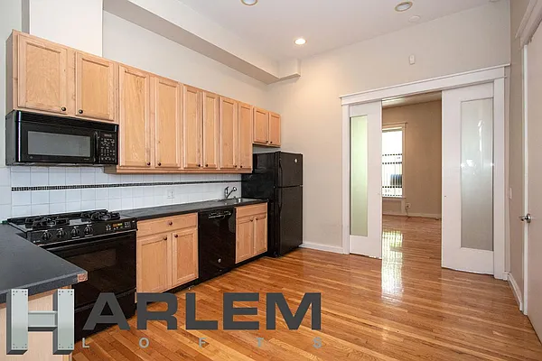Rented by Harlem Lofts | media 36