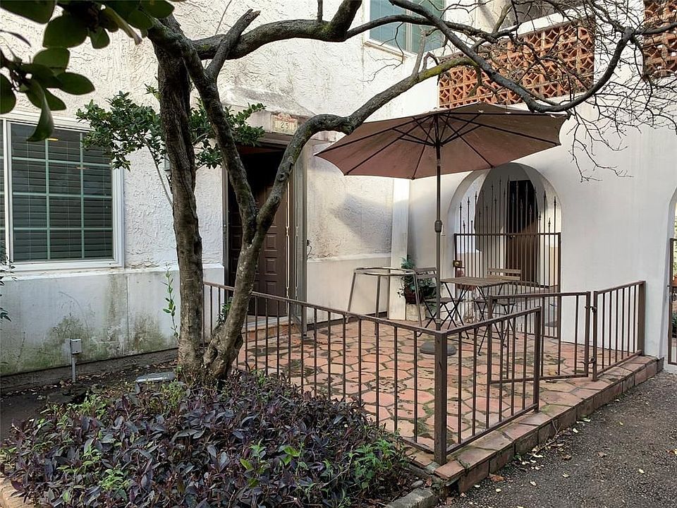 1st image of 2744 Briarhurst Dr APT 25