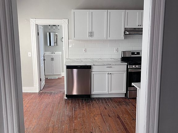 4th image of 625 McReynolds Ave NW #1