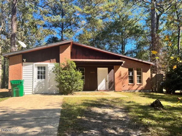 10404 Riverbend Cir, Moss Point, MS 39562