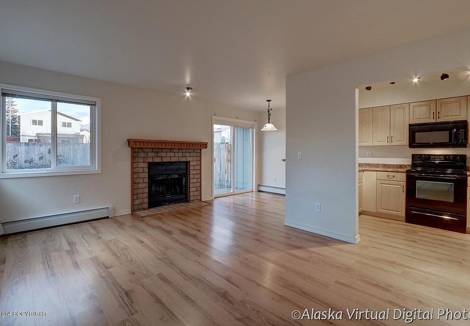 Living Room with Fireplace
