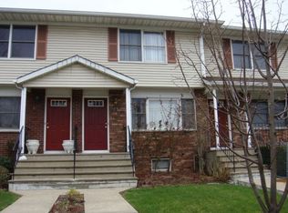 8 Pearl St, North Plainfield, NJ 07060