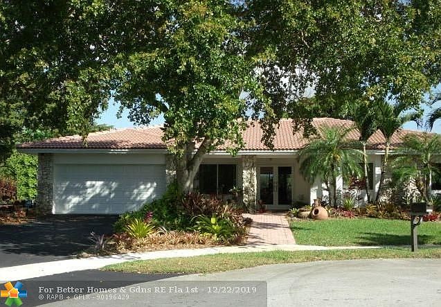 1st image of 16615 Waters Edge Dr