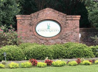 520 N Kings Grant Dr, Columbia, SC 29209