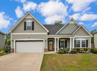 5733 Pondhaven Dr, Fayetteville, NC 28314