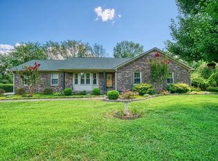 3745 Confederate Rd, Murfreesboro, TN 37128