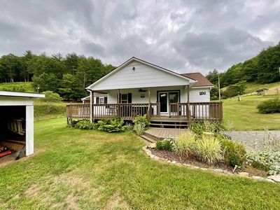 159 Locust Ln, Independence, VA, 24348