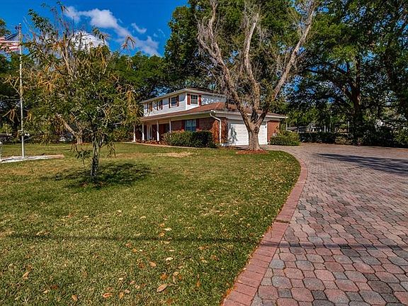 2nd image of 1002 N Riverhills Dr