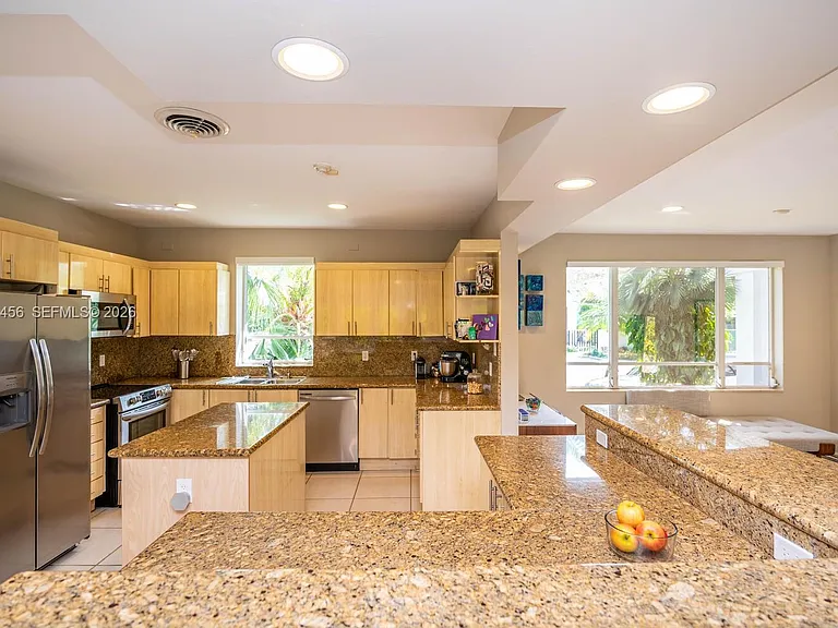 9520 E Broadview Dr — Photo 14