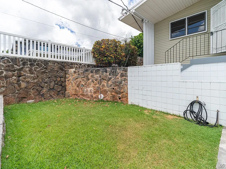 1535 Ala Amoamo St — Photo 3