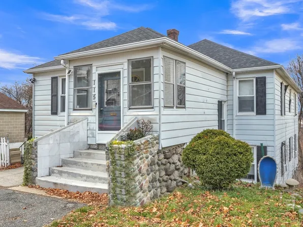 115 Orient St, Worcester, MA 01604