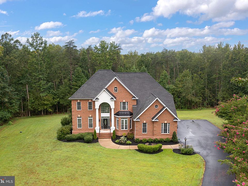 1st image of 100 Lorenzo Dr