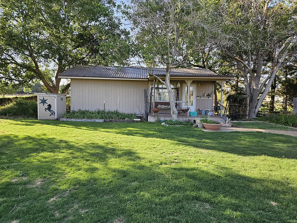 1203 E County Road 128