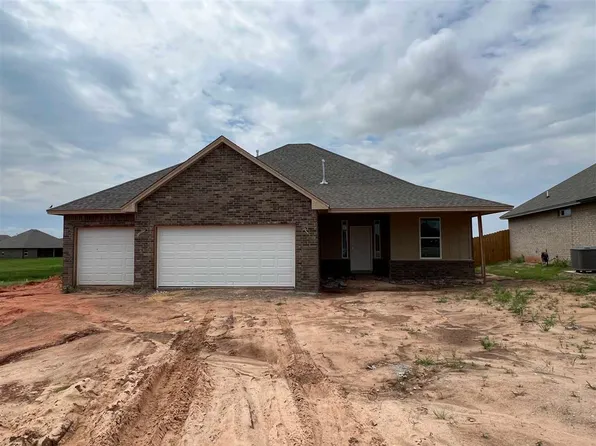 5920 NE Yorktown Ct, Elgin, OK 73538