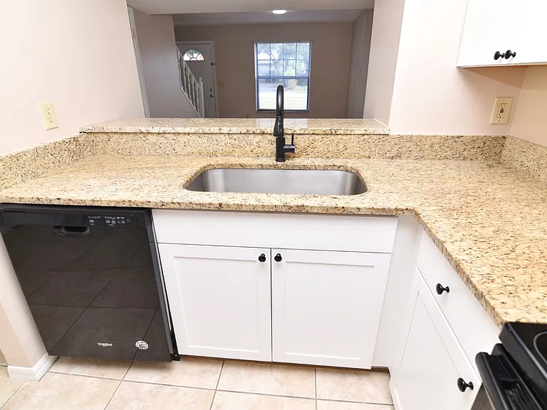 2720 Gray Fox Ln — Photo 14