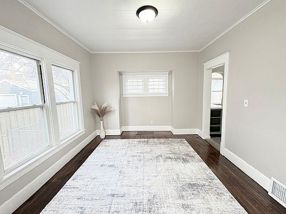 5th image of 4214 Westway St