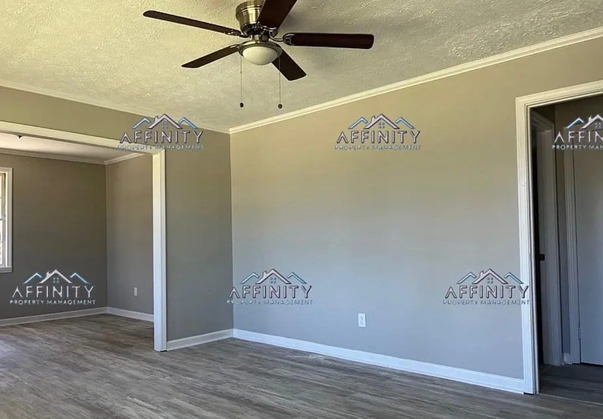 1154 North Beddingfield Drive - 1 — Photo 3