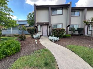 1200 Union St APT D, Kingsburg, CA 93631