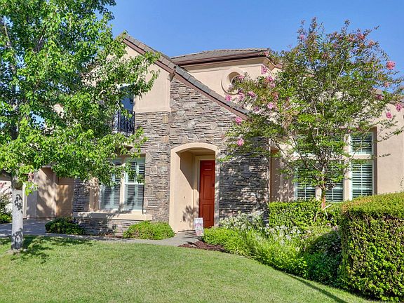 2nd image of 1673 Grey Owl Cir