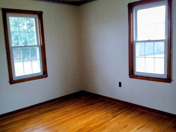 5th image of 9050-9018 0 Anneta Rd