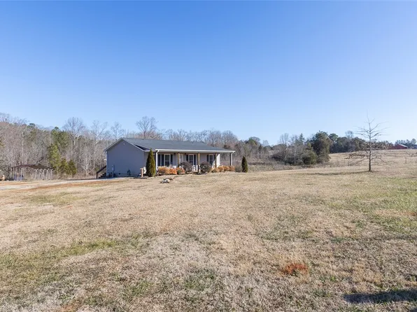 5841-187 S Hwy, Starr, SC 29684