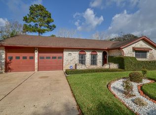 15807 Wandering Trl, Friendswood, TX 77546