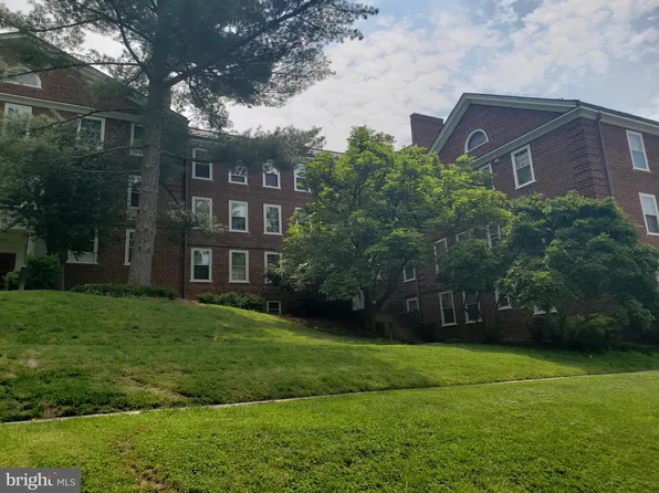 3711 39th St NW APT F192, Washington, DC 20016