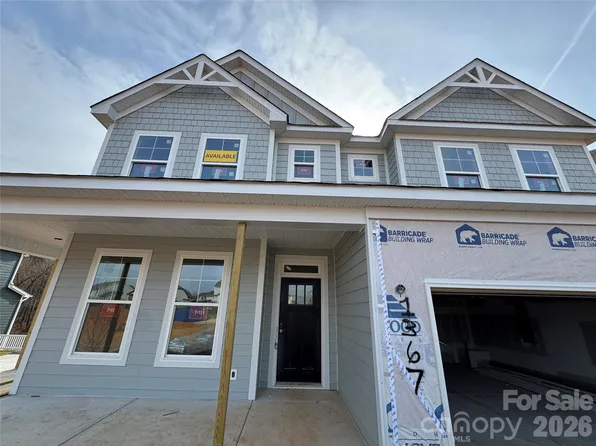 1367 Knob Creek Dr, Gastonia, NC 28054