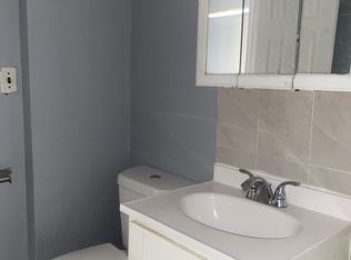 324 44th St #B, Union City, NJ 07087