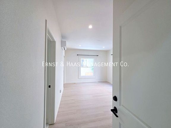 2nd image of 321 Chestnut Ave APT 3