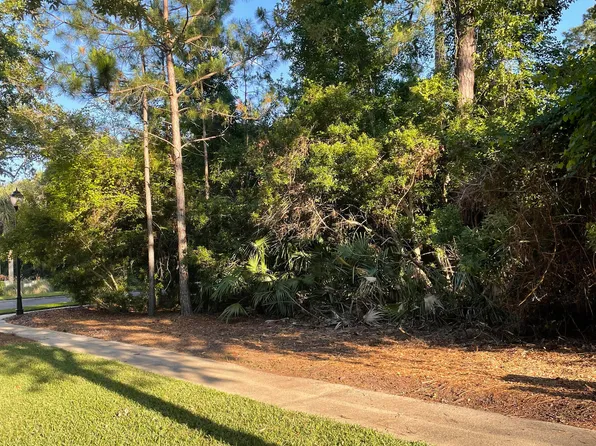 318 Charleston Way, Saint Marys, GA 31558