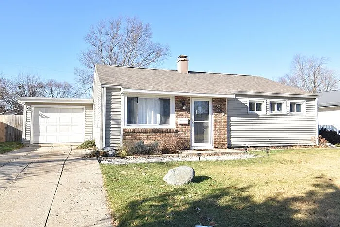 803 Manchester Dr photo 1