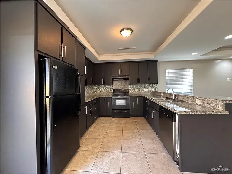 3828 W Sarah Evans St #3 — Photo 5
