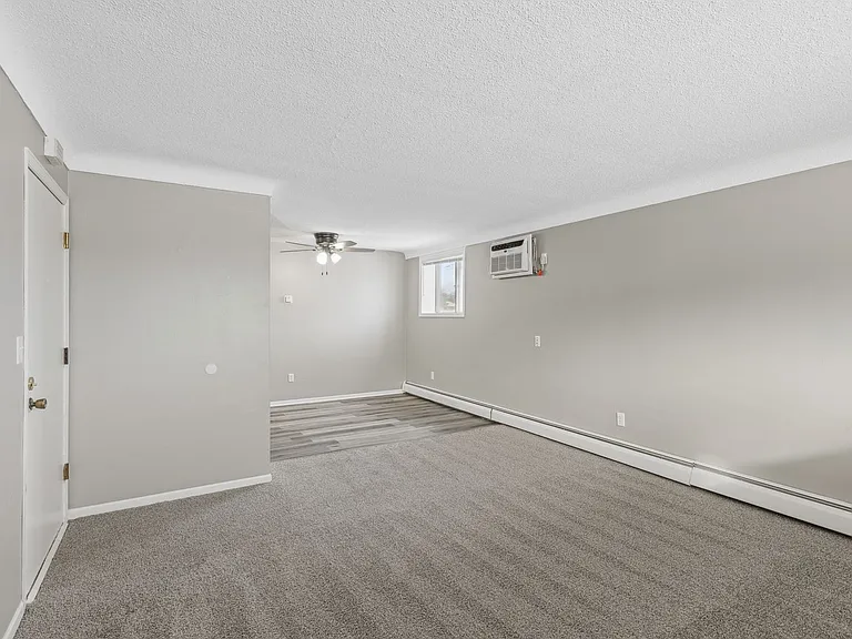 Elrose Apartments 1500 — Photo 38