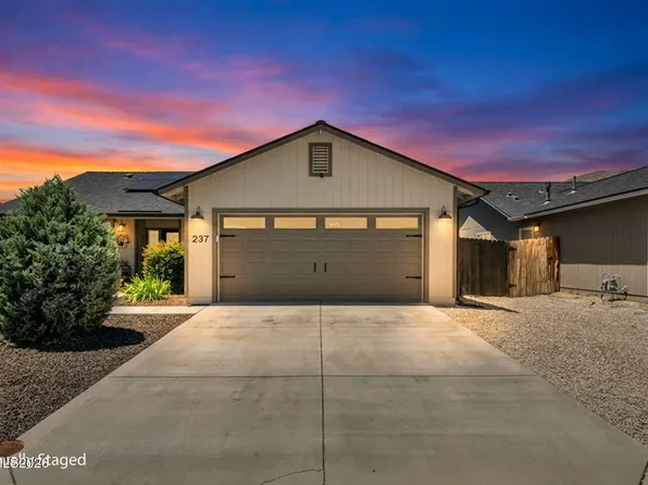237 Glen Vista Dr, Dayton, NV 89403