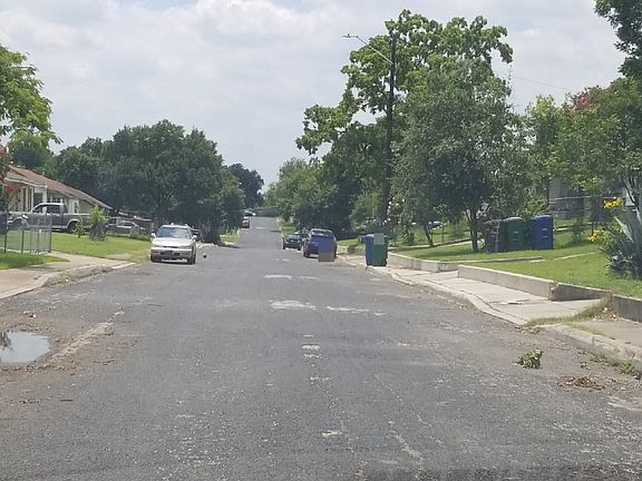 5th image of 437 Menlo Blvd