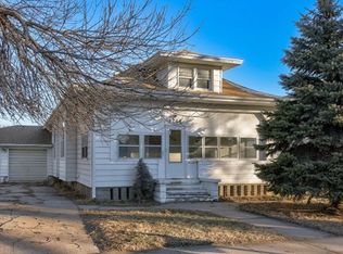 1236 E 6th St, Fremont, NE 68025