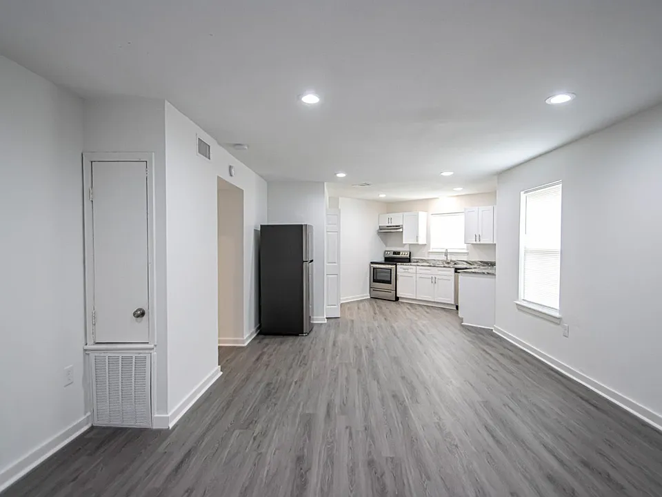 21 Towne Park Court