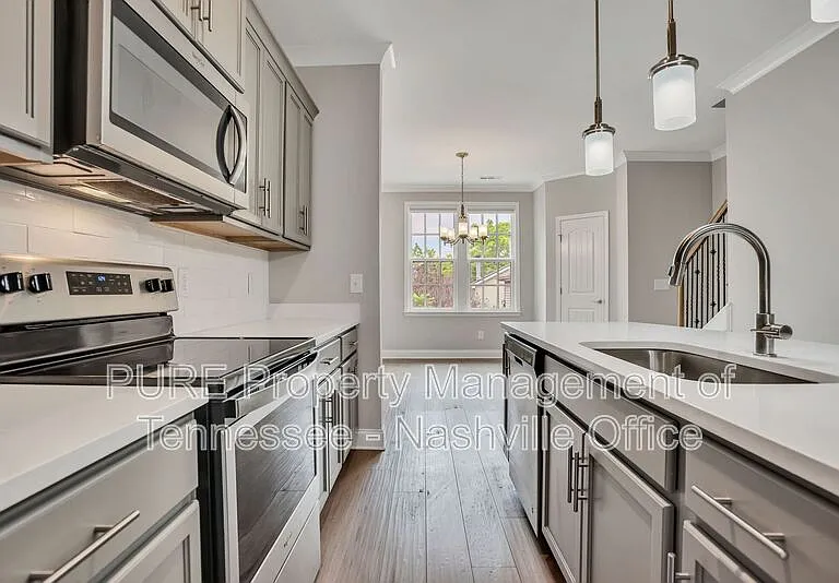 201 H Burns Ave — Photo 5