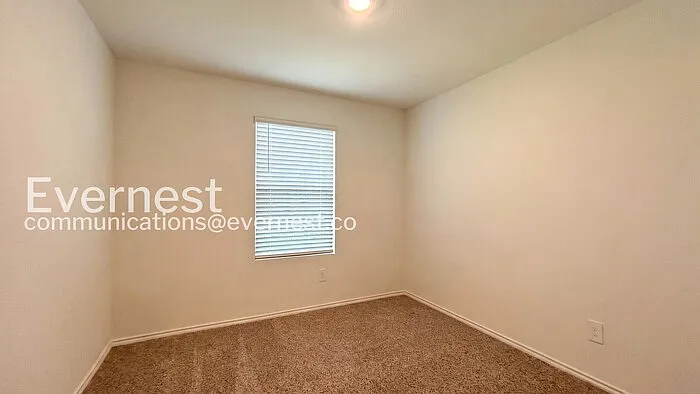 4231 Paprika Grv — Photo 10